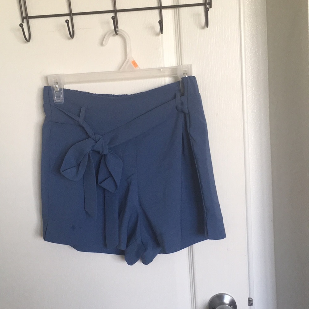 Flowy tyeable summer shorts